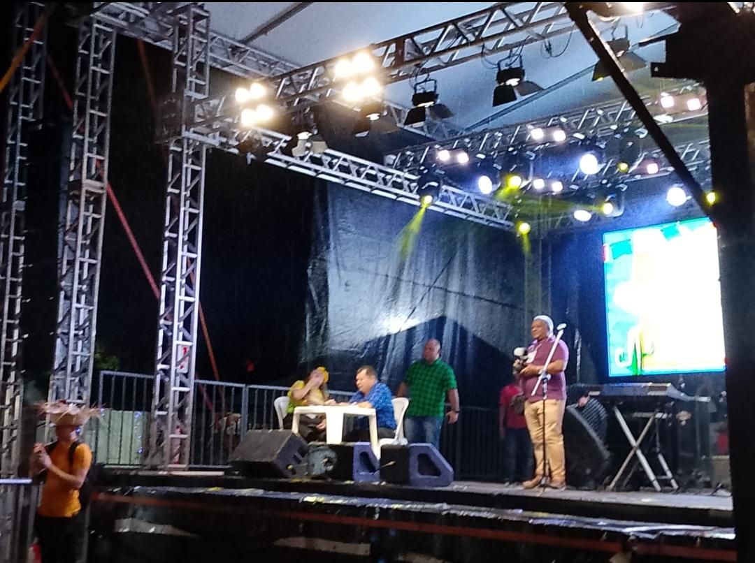 Iluminação cênica · rig de palco — Forrozão da Anchieta 2026